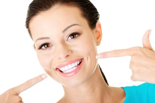 Professional Teeth Whitening Versus Whitening At Home